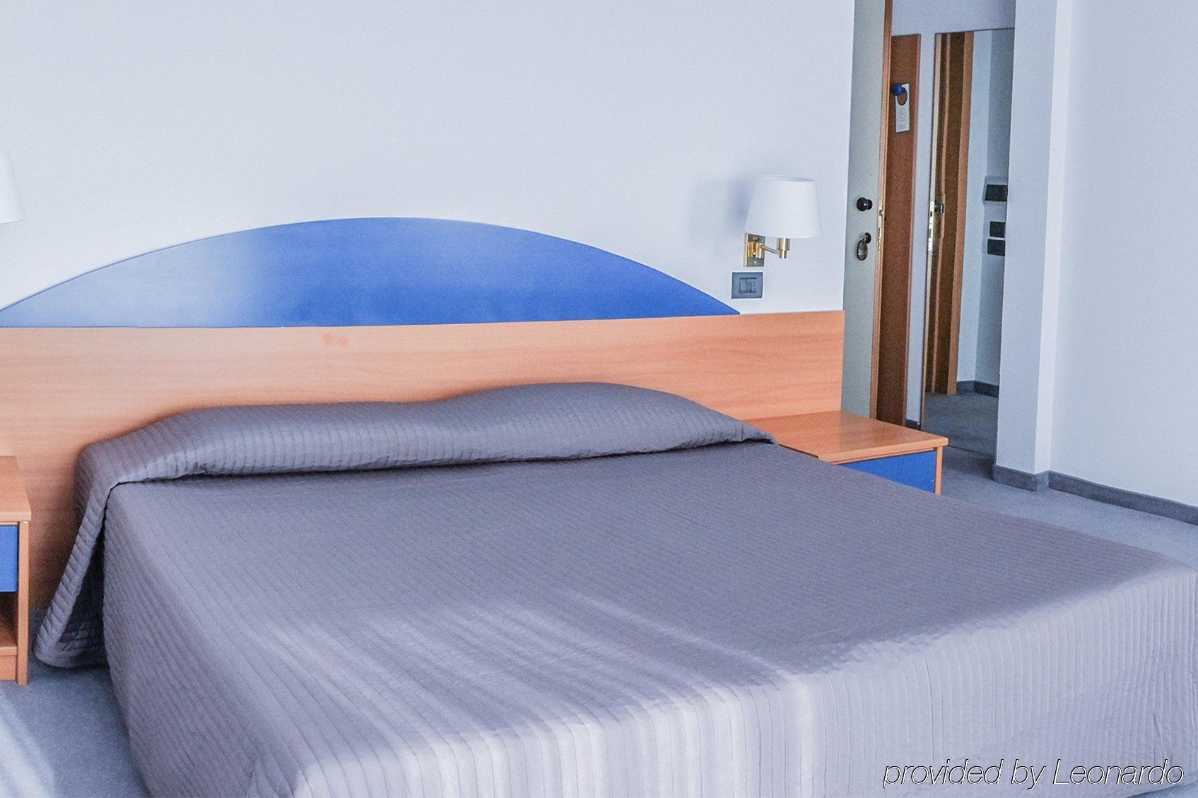Roero Park Hotel Sommariva Perno Zewnętrze zdjęcie