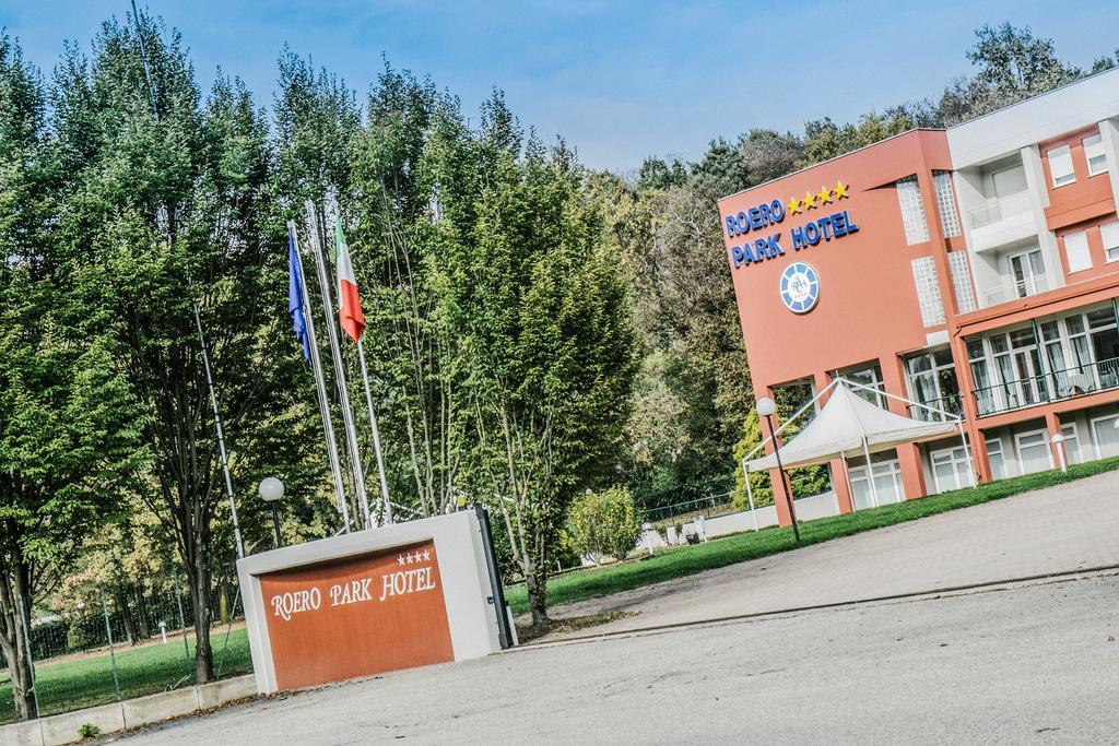Roero Park Hotel Sommariva Perno Zewnętrze zdjęcie