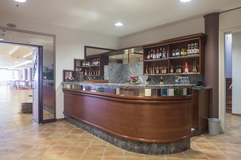 Roero Park Hotel Sommariva Perno Zewnętrze zdjęcie