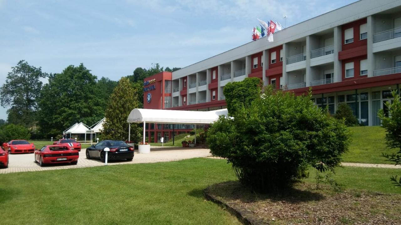 Roero Park Hotel Sommariva Perno Zewnętrze zdjęcie