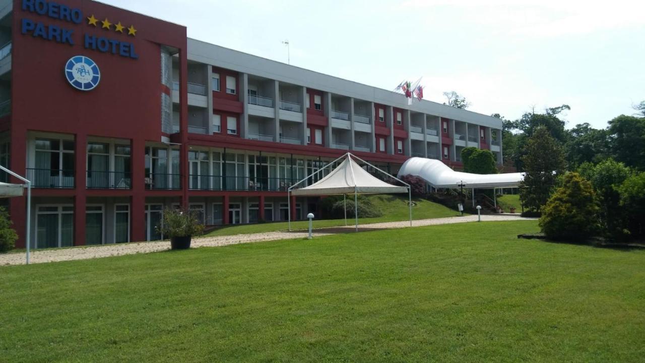 Roero Park Hotel Sommariva Perno Zewnętrze zdjęcie